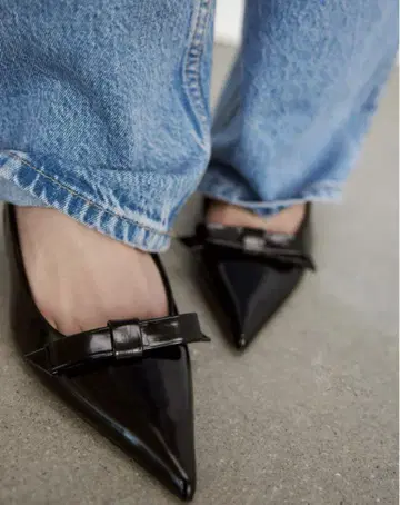 자라 리본 에나멜 피니시 힐 신발 24.6cm 블랙