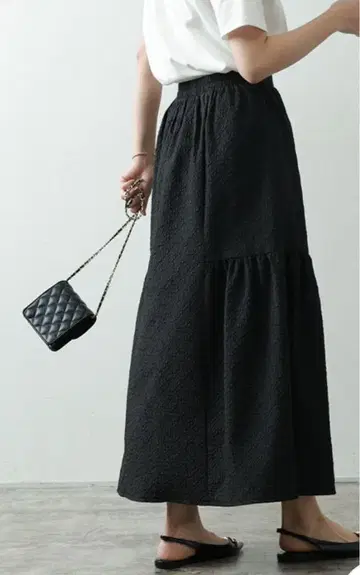 UNITED ARROWS 자카드 개더 플레어 스커트