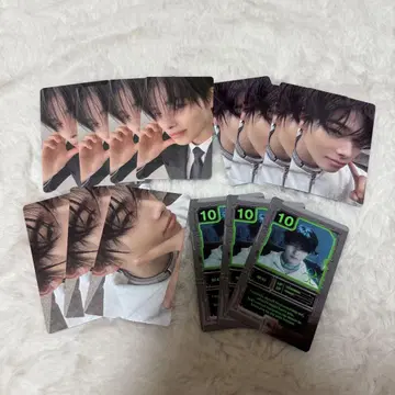 DESIRE:UNLEASH 니키 트레이딩 카드