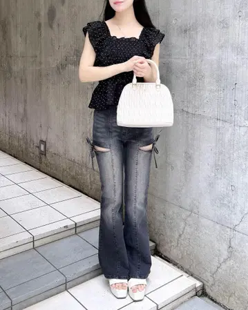 다크 그레이! 사이드 컷 리본 플레어 데님
