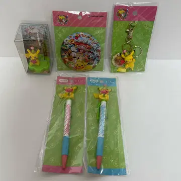 포켓몬 센터 20주년 키링 캔뱃지 펜 메모 스탠드