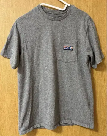 Patagonia 그레이 포켓 티셔츠 XS 사이즈