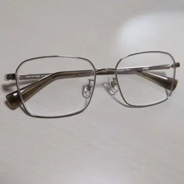 진즈 안경 도수 포함