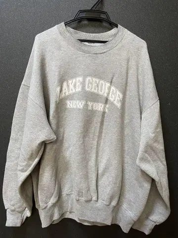LAKE GEORGE, NEW YORK 맨투맨 그레이