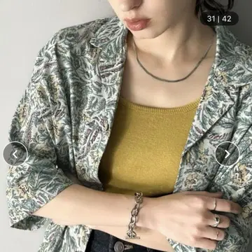 미사용 새상품 패턴 셔츠 M