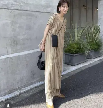 clane 랜덤 스트라이프 원피스
