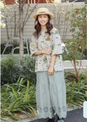 슈퍼 하카 꽃무늬 풀오버