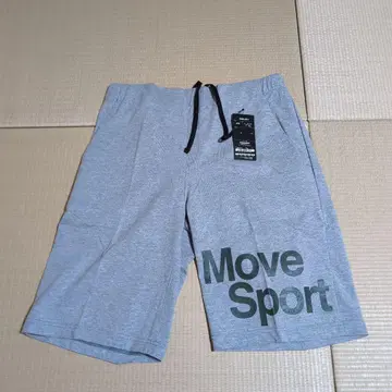 데상트 Move Sport 숏팬츠 L