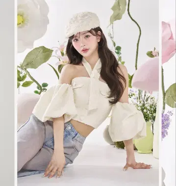 다리치 홀터넥 오프숄더 트위드 상의 화이트 새상품