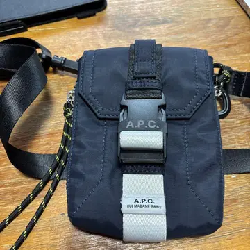 아페쎄 A.P.C. 남성용 숄더백 네이비