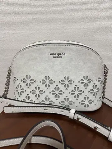 kate spade 화이트 숄더백