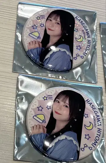 내가 보고 싶었던 파란 하늘 하세가와 키미 캔뱃지 노멀 홀로 2종 세트