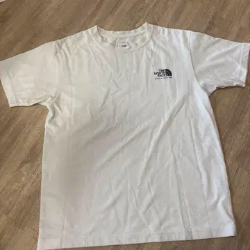 THE NORTH FACE 화이트 티셔츠