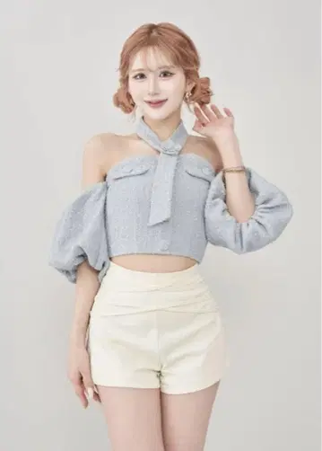 다리치 홀터넥 오프숄더 트위드 상의
