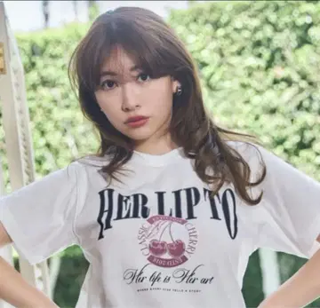 herlipto Classic Cherry Tee 화이트