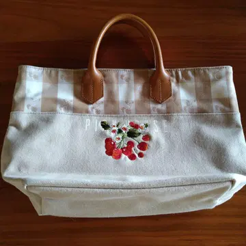 핑크하우스 체리 패턴 핸드백