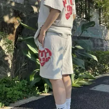 HTH 그레이 로고 숏 팬츠