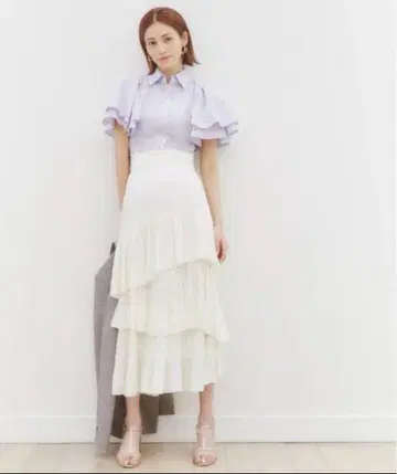 snidel 플리츠 티어드 프릴 스커트 화이트