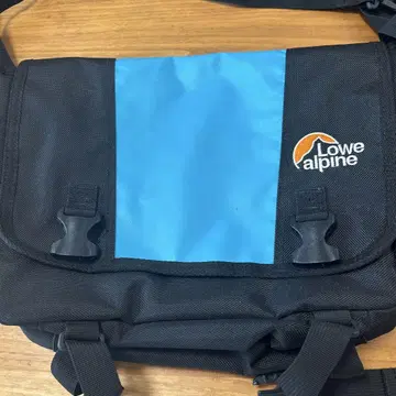 Lowe Alpine 메신저 백 블랙/파랑