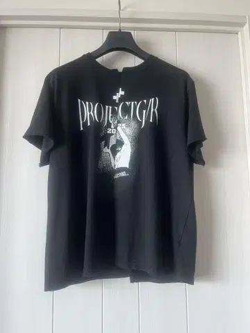 PROJECT G/R TIGHT FIT SPLIT T-SHIRT 누비아