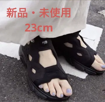 리복 INSTAPUMP FURY SANDAL 블랙