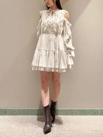 snidel 프린트 프릴 미니 원피스