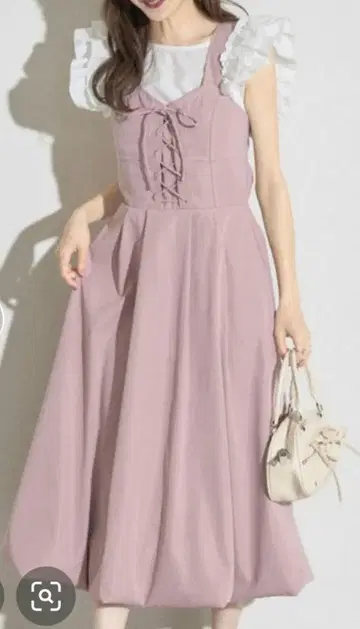 tocco closet 프론트 레이스업 벌룬 점퍼 스커트