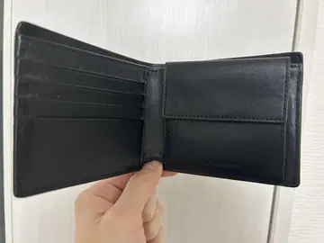 마이클코어스 블랙 접이식 지갑
