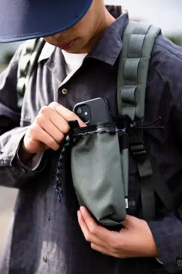 BLUE LUG / Pilgrim 파우치