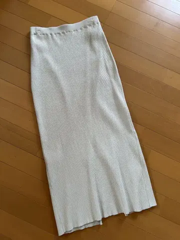 RIVE DROITE 아이보리 슬릿 타이트 스커트