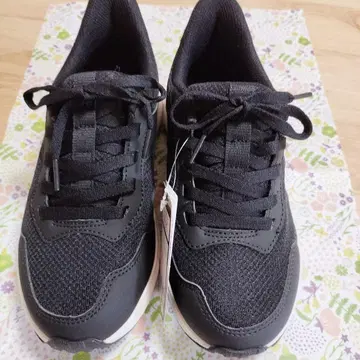 티고라 내구성 그립 신발 TRC1014BW 스니커즈 23cm