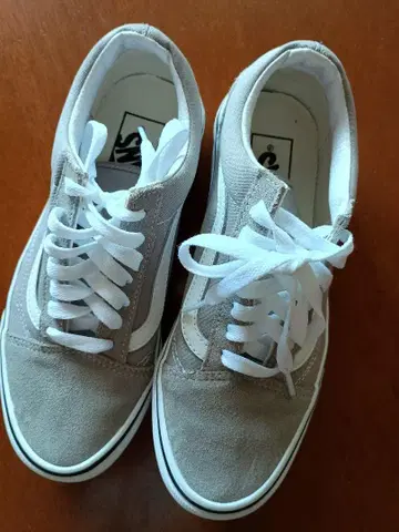 Vans 라이트 그레이 캔버스 스니커즈 23cm