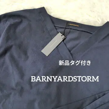 [택 포함 새상품] BARNYARD STORM 원피스 네이비 벨트 포함