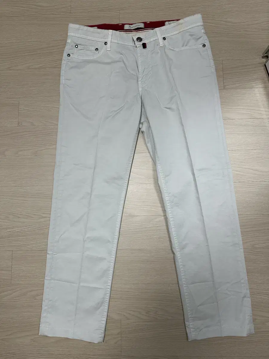 Lansmere White jin, size 34/48, new product