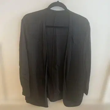 새상품 Spick & Span 블랙 긴팔 가디건 38