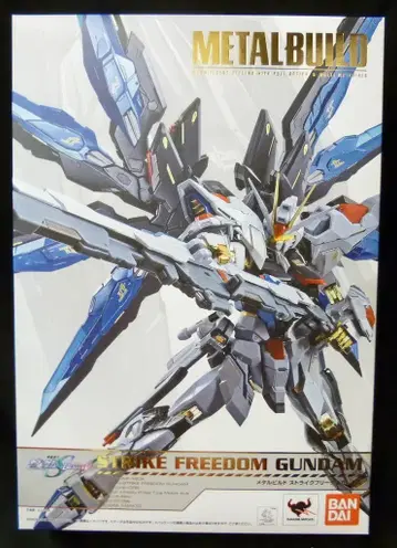 반다이 METAL BUILD 스트라이크 프리덤 건담