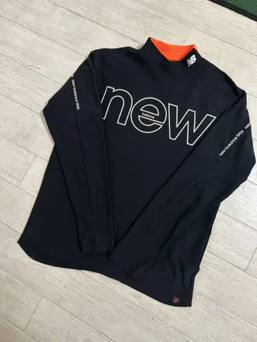 New Balance 긴팔 티셔츠 블랙
