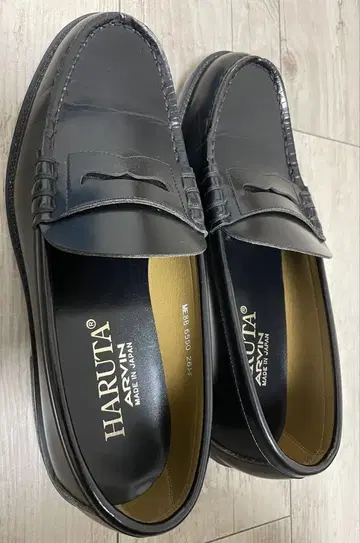 HARUTA 로퍼 블랙