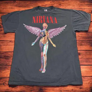 NIRVANA IN UTERO 그래픽 T 자이언트 사 L 사이즈