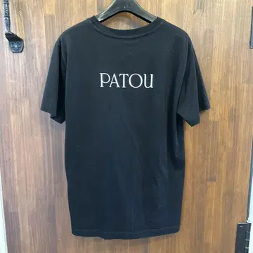 PATOU 파투 백 프린트 로고 티셔츠