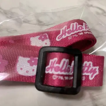 Sanrio Hello kitty 넥스트랩 카오하나 키티 핑크