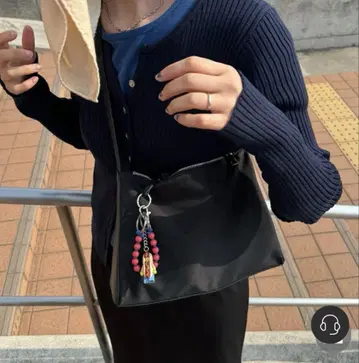 새상품급 nugu POIK 스트랩 숄더 백 블랙
