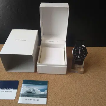 BERING 블랙 세라믹 손목시계