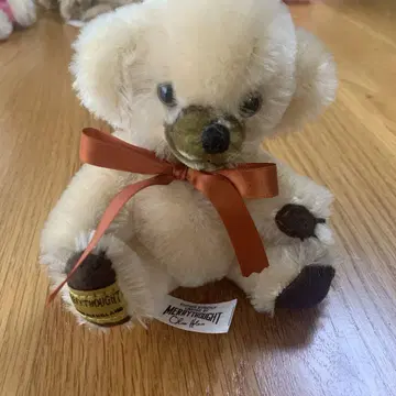 Cheeky 곰 봉제 인형