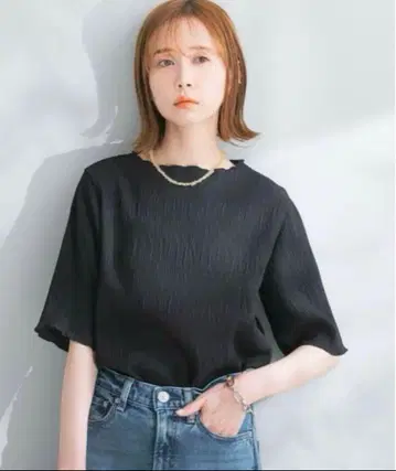 새상품급 보트넥 시어 플리츠 풀오버 로쏘 블랙 반팔