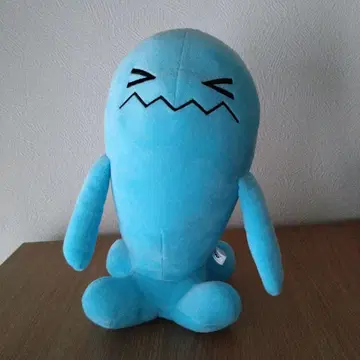 스카이블루의 유니크한 봉제 인형