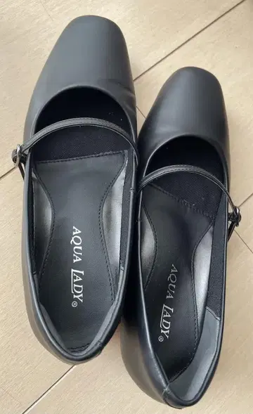 AQUA LADY 블랙 하이힐 펌프스 23.0 EEEE