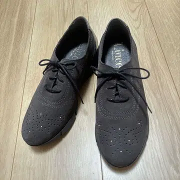 Lince 다크 그레이 모카신