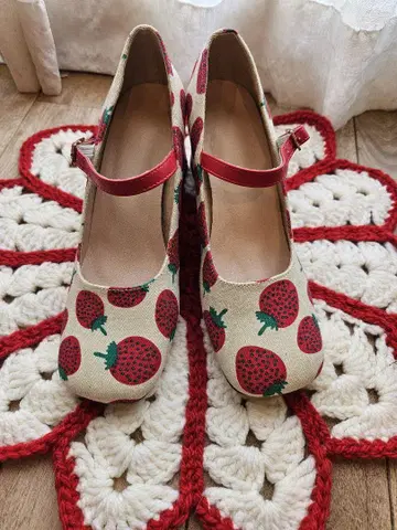 레트로 팝 딸기 펌프스 하이힐 레트로 24cm