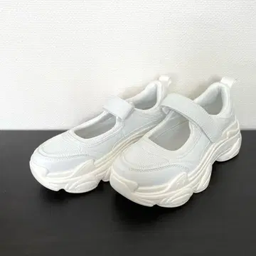 ORTR 오리엔탈 트래픽 통굽 벨트 스니커즈 23.5cm 화이트